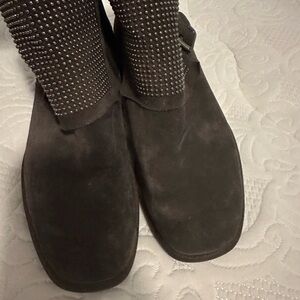 Paul green boots, dark grey suede, in great condition!